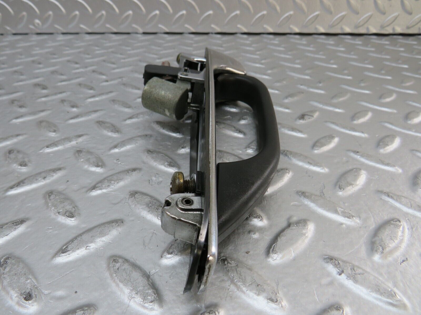 27054 Mercedes-Benz W123 280E Rear Exterior Door Handle 1237600359