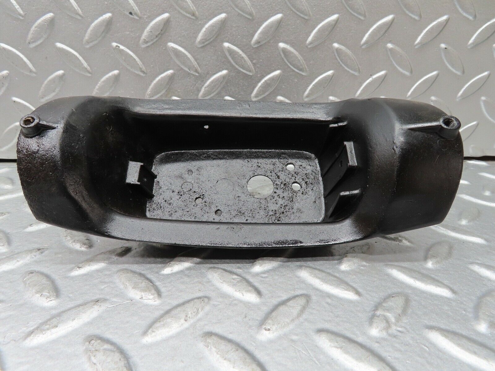 18884 Mercedes-Benz W121 190b Ponton Tail Light Housing 101808200664