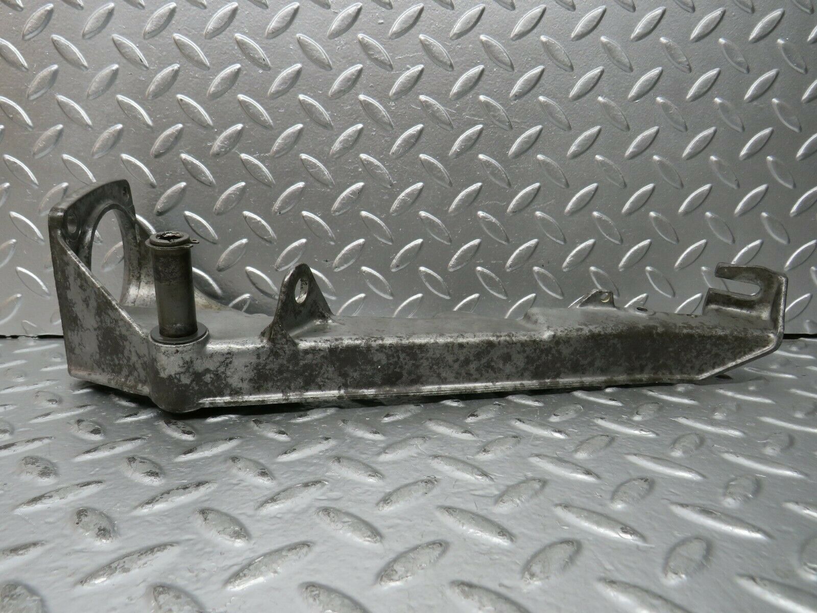 23794 Mercedes-Benz C107 450SLC Coupe Brake Pedal Bracket 1072941101