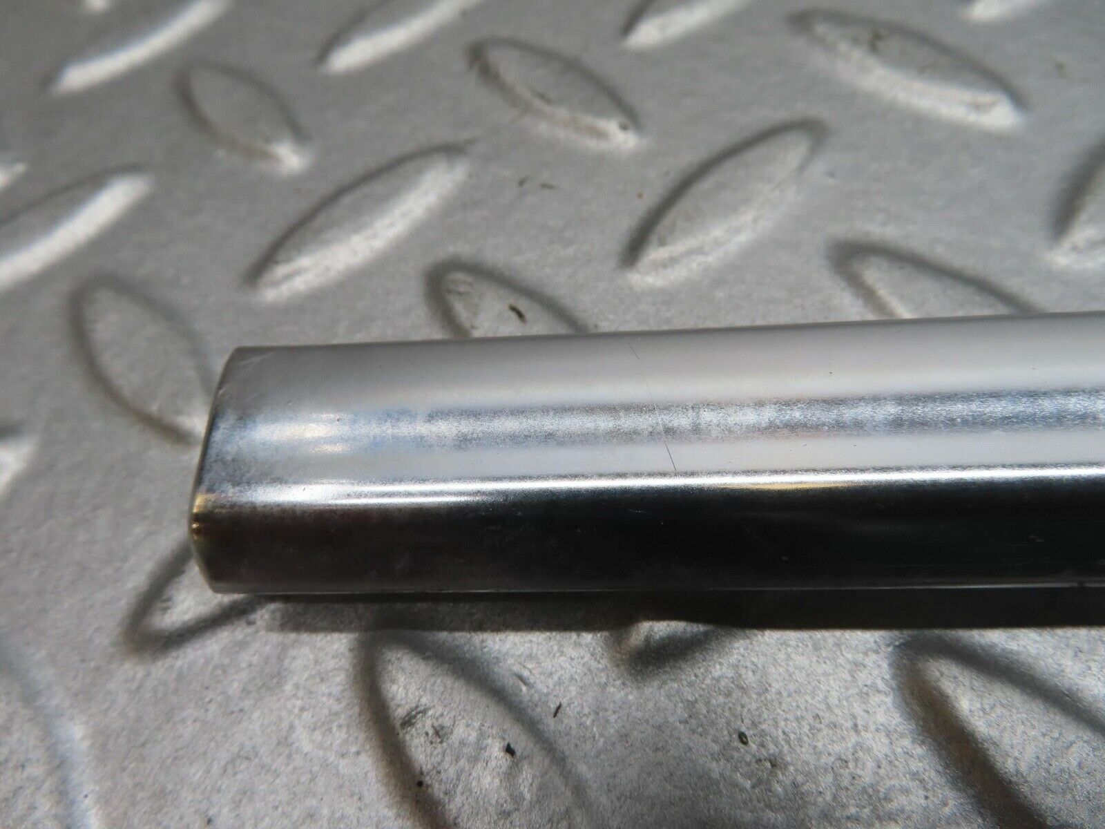 13600 Mercedes-Benz W123 200 Front Left Door Chrome Moulding Trim