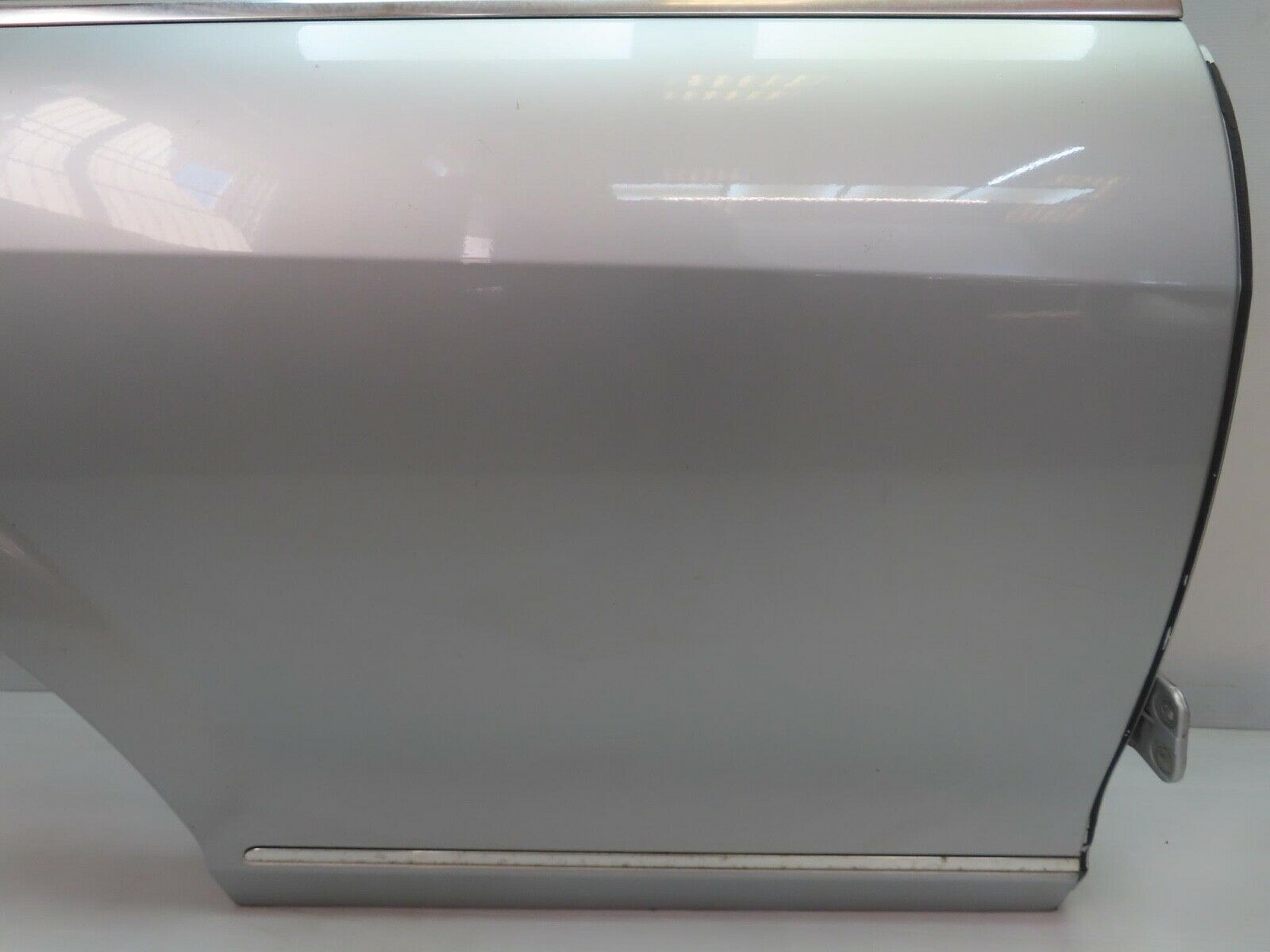 11241 Mercedes-Benz W221 S320 Rear Right Door