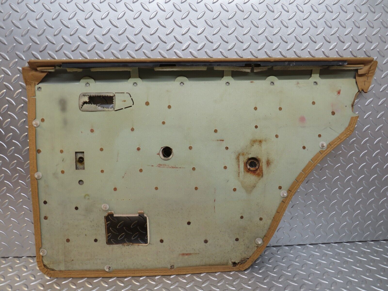 25465 Mercedes-Benz W123 200 Rear Left Door Card Palomino