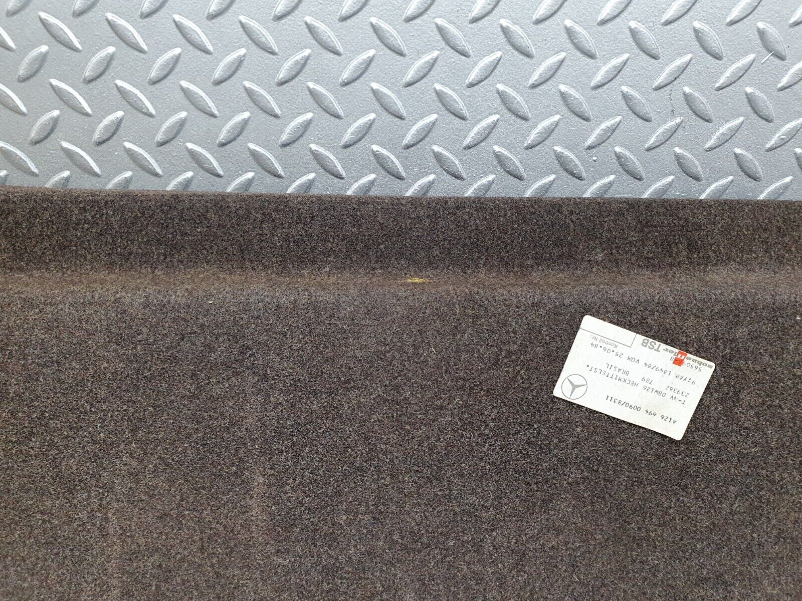 41048 Mercedes-Benz W126 300SE Boot Rear Carpet Cover Brown