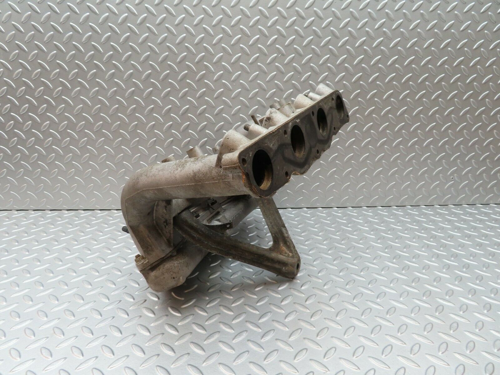 4426 Mercedes-Benz W123 230E Intake Manifold 1021410301