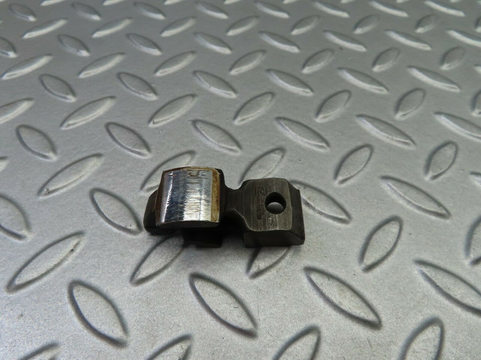 6289 Mercedes-Benz W126 380SE Rocker Arm