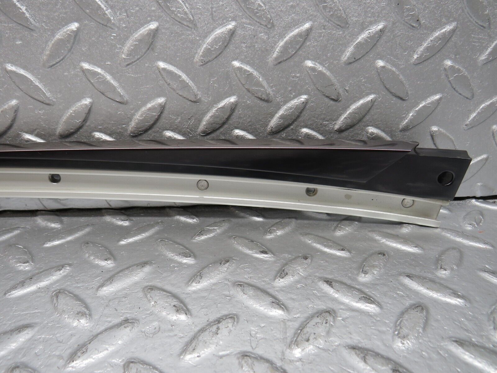 39656 Mercedes-Benz R129 320SL Coupe A Pillar Chrome Trim Cover Right Side