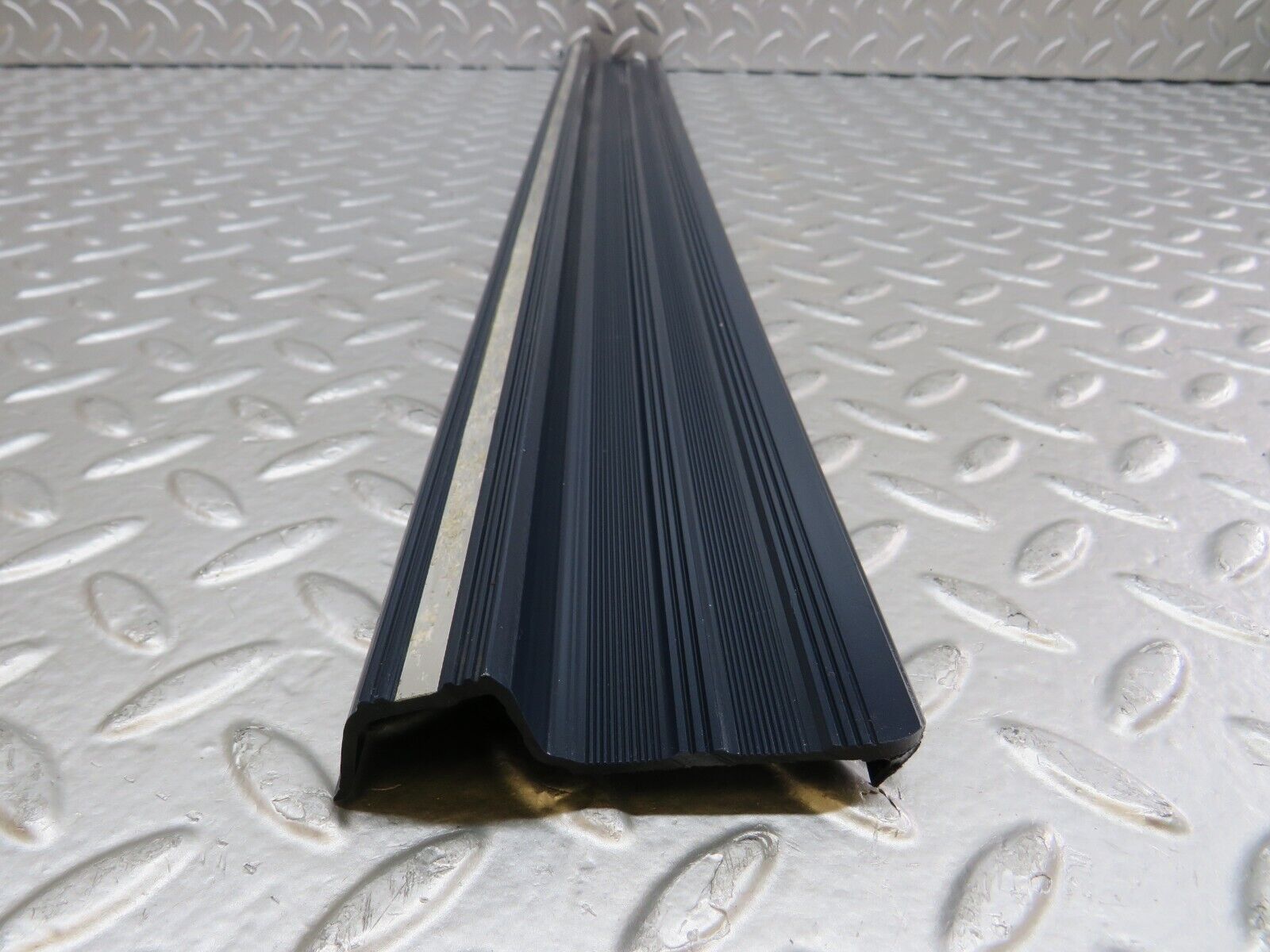 26777 Mercedes-Benz W123 240D Front Left Door Sill Trim Blue