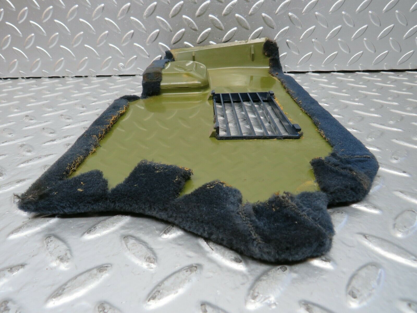 23252 Mercedes-Benz W116 350SE Front Left Kick Panel Blue