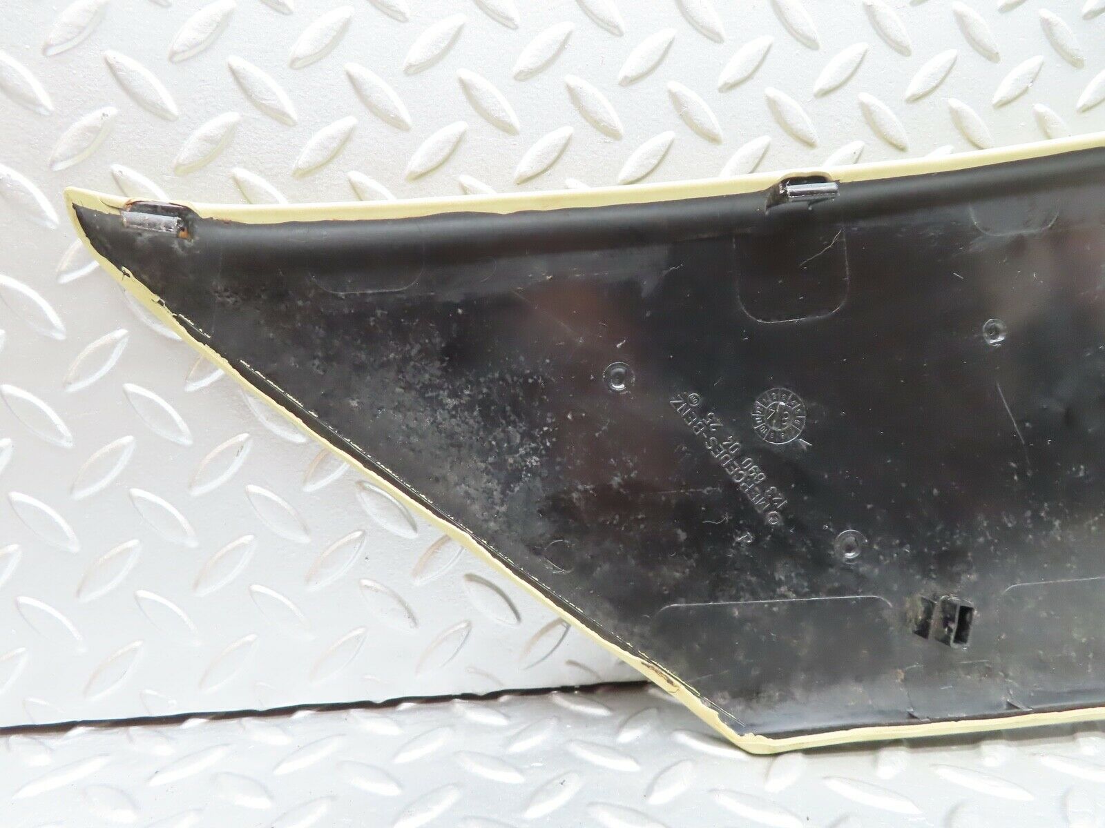 21048 Mercedes-Benz W123 230E C Pillar Cover Right Side Beige 1236900425