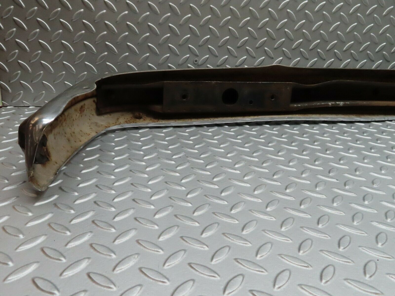 4886 Mercedes-Benz W114 280CE Coupe Front Bumper