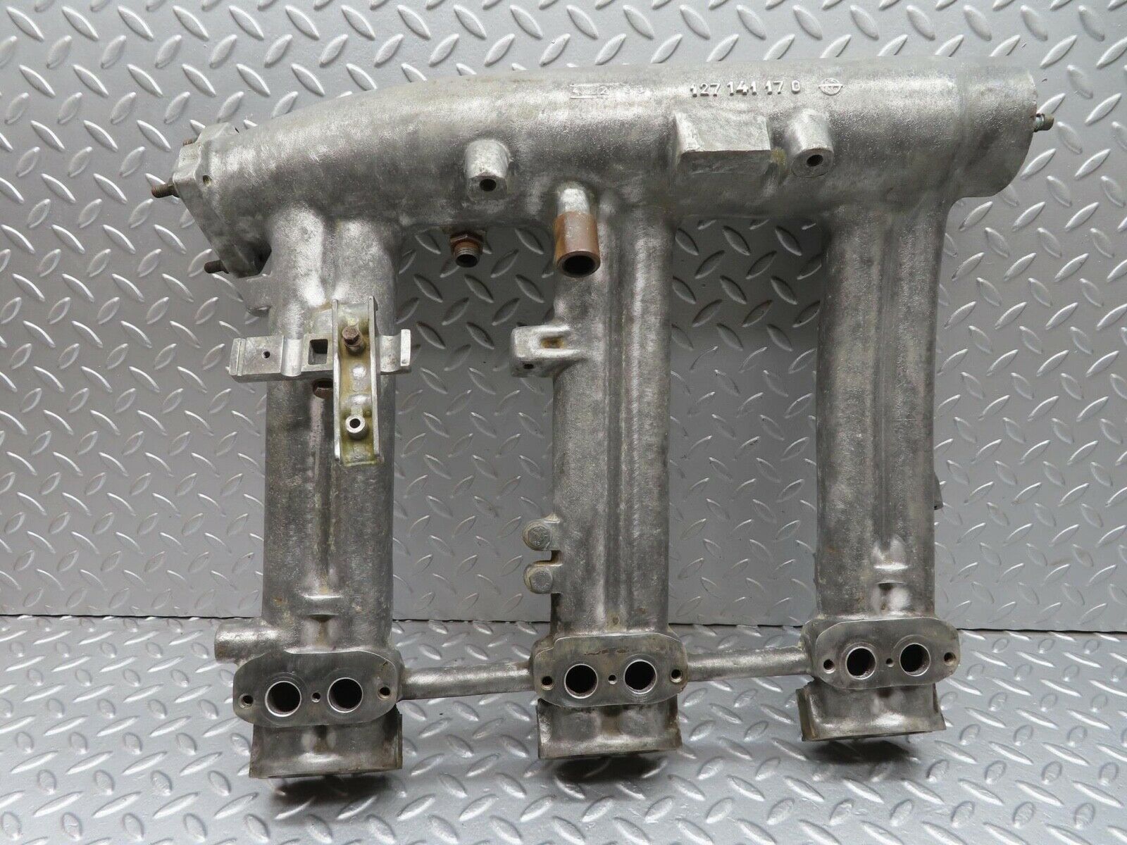 12795 Mercedes-Benz W111 220SE Intake Manifold 1271411701