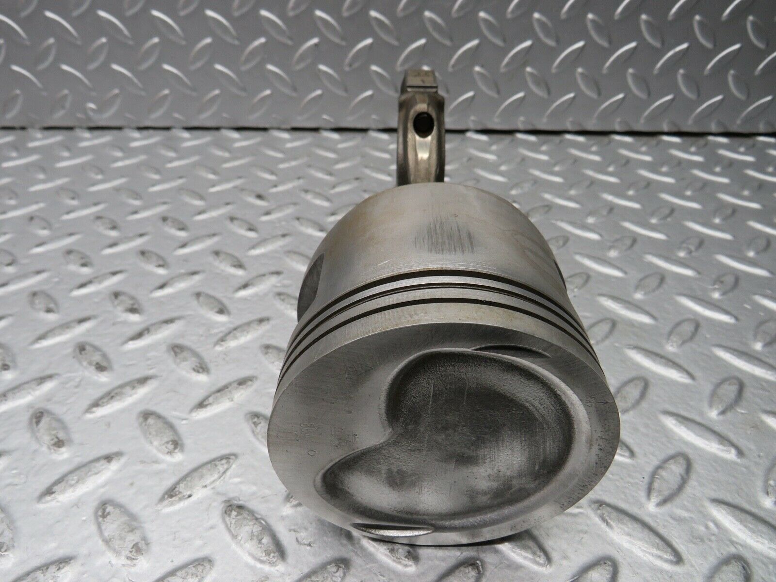 21747 Mercedes-Benz W126 300SE Piston With Connecting Rod 88.475 mm