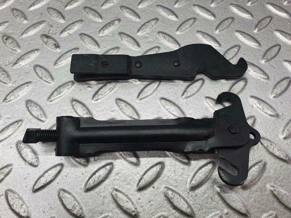 13548 Mercedes-Benz W123 200 Handbrake Adjusting Handbrake Regulator