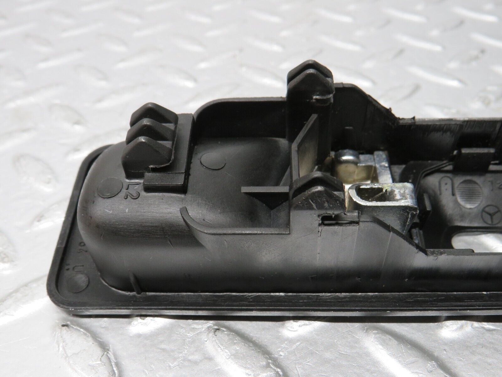 31634 Mercedes-Benz W201 190LE 1.8L Front Left Interior Door Handle 2017660164