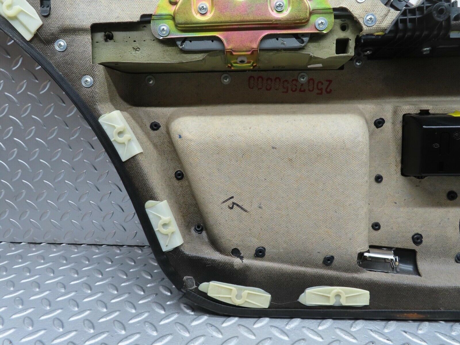 15107 Mercedes-Benz W140 S320 Rear Right Door Card