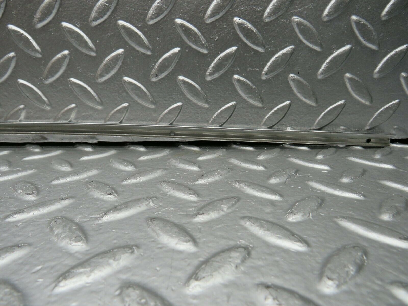 22586 Mercedes-Benz C124 E220 Coupe Sunroof Chrome Trim