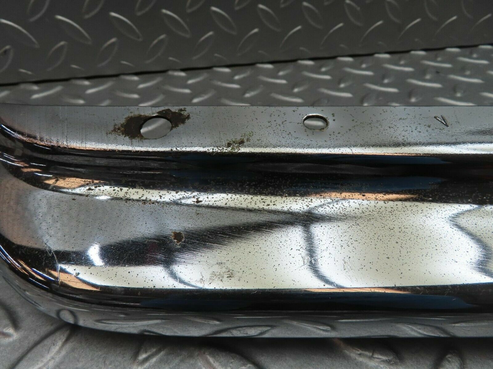 10627 Mercedes-Benz W108 Rear Left Upper Bumper Corner