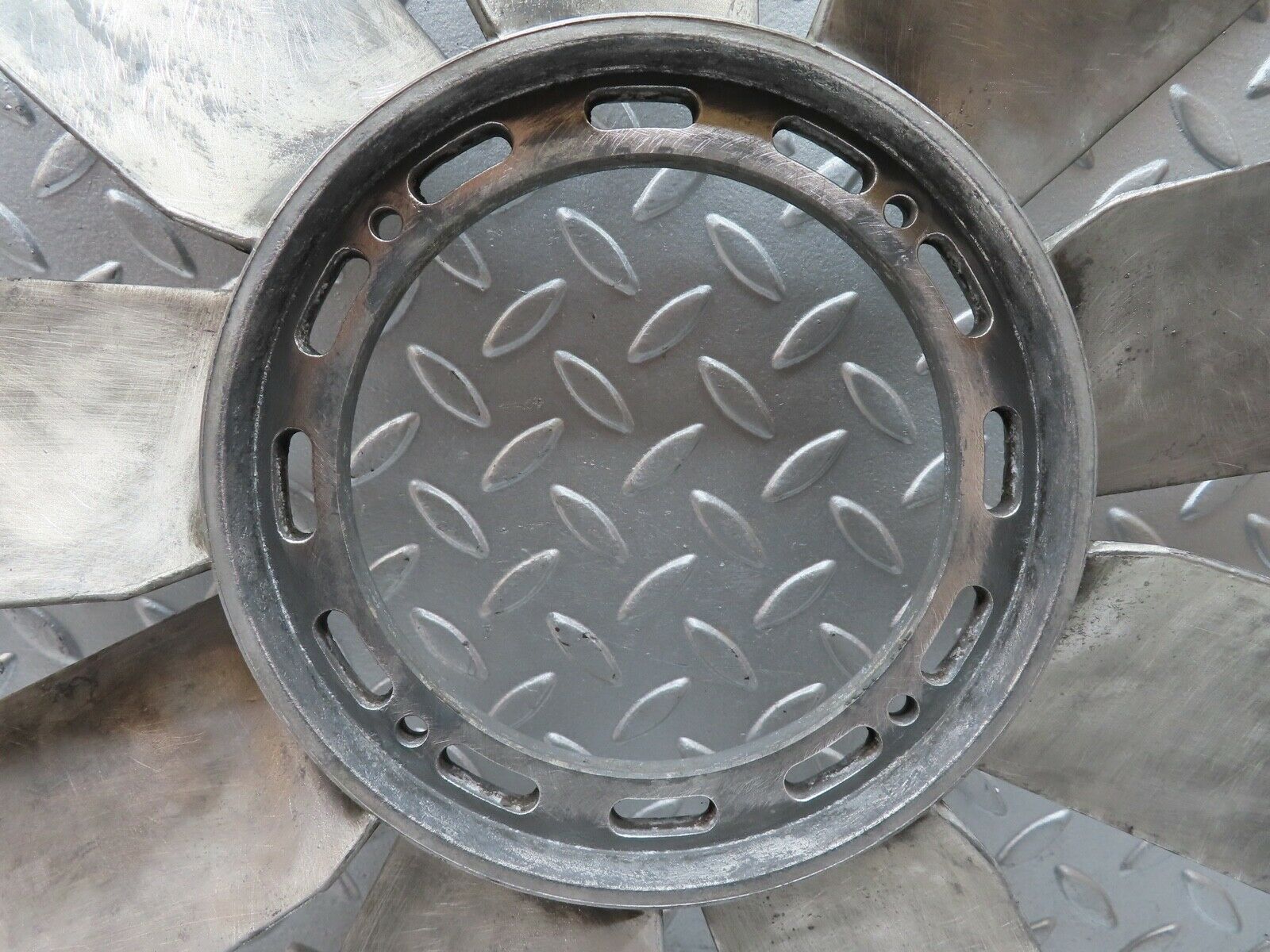 19542 Mercedes-Benz C140 CL420 Coupe Engine Cooling Fan 1192050006