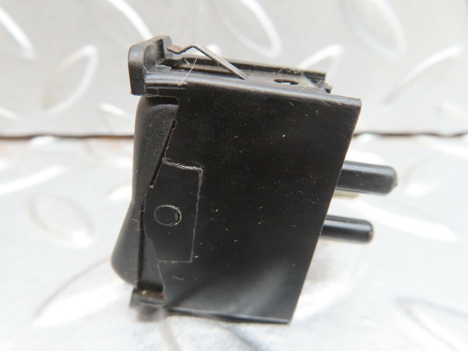 13672 Mercedes-Benz W123 200 Interior Light Switch 0008205910