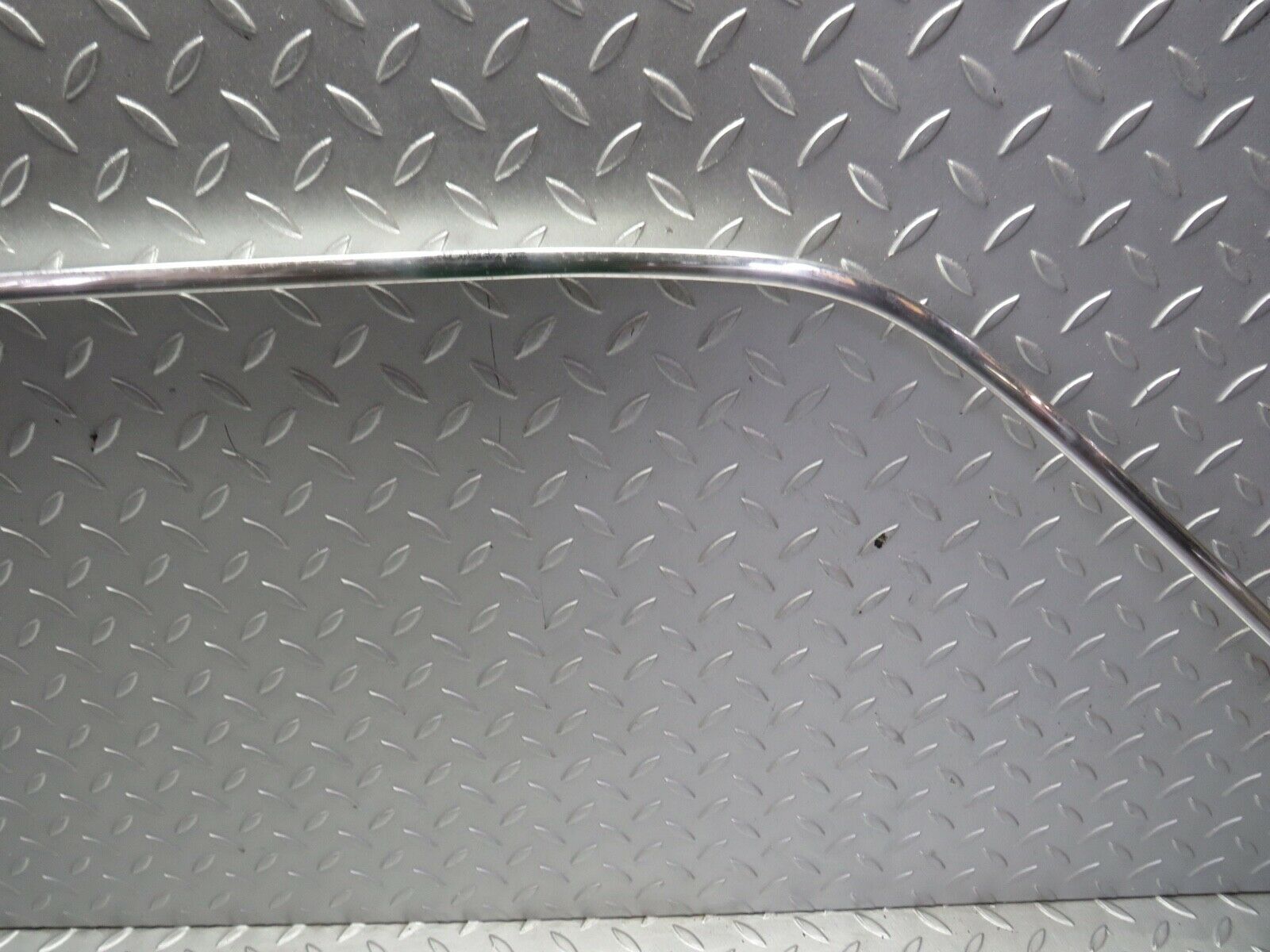 21807 Mercedes-Benz W126 300SE Roof Chrome Trim Right Side