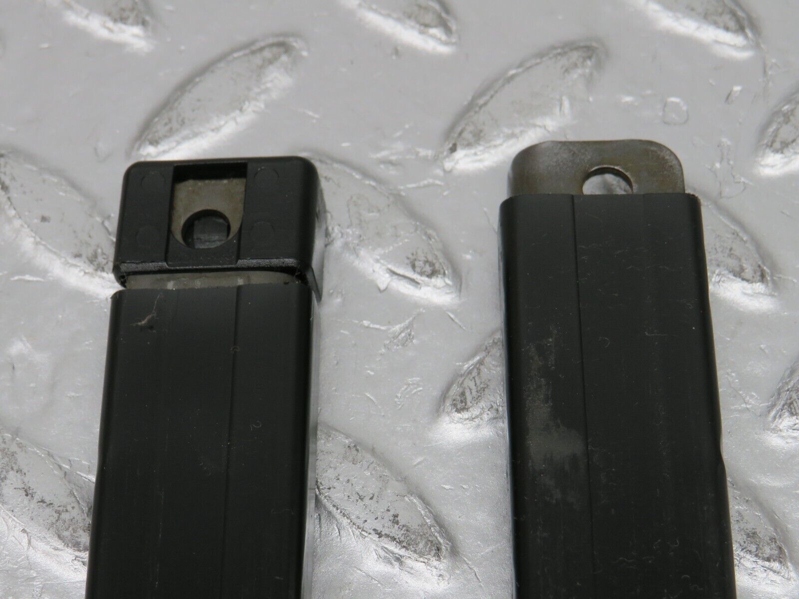 32582 Mercedes-Benz S124 300TE Wagon Seat Belt Runner Pair