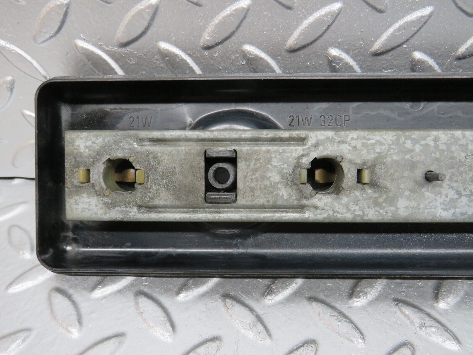 0105 Mercedes-Benz W123 Tail Light Bulb Holder Right Side 22064R