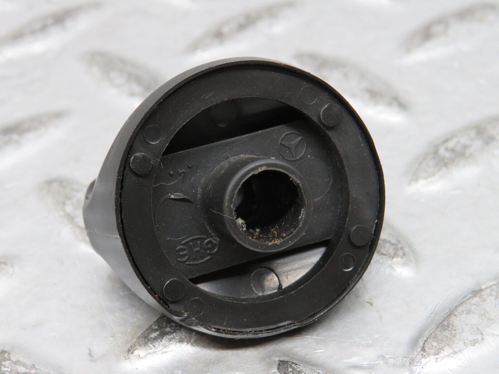 28868 Mercedes-Benz W123 230E Heater Control Knob Set