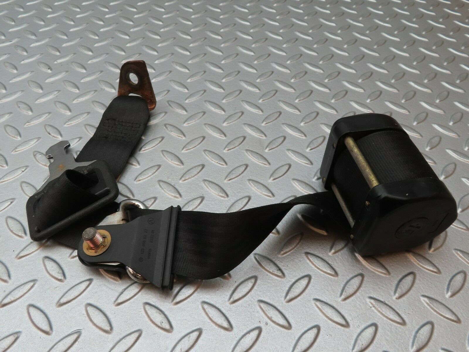 4246 Mercedes-Benz V123 240D LWB Rear Left Seat Belt 1238605585