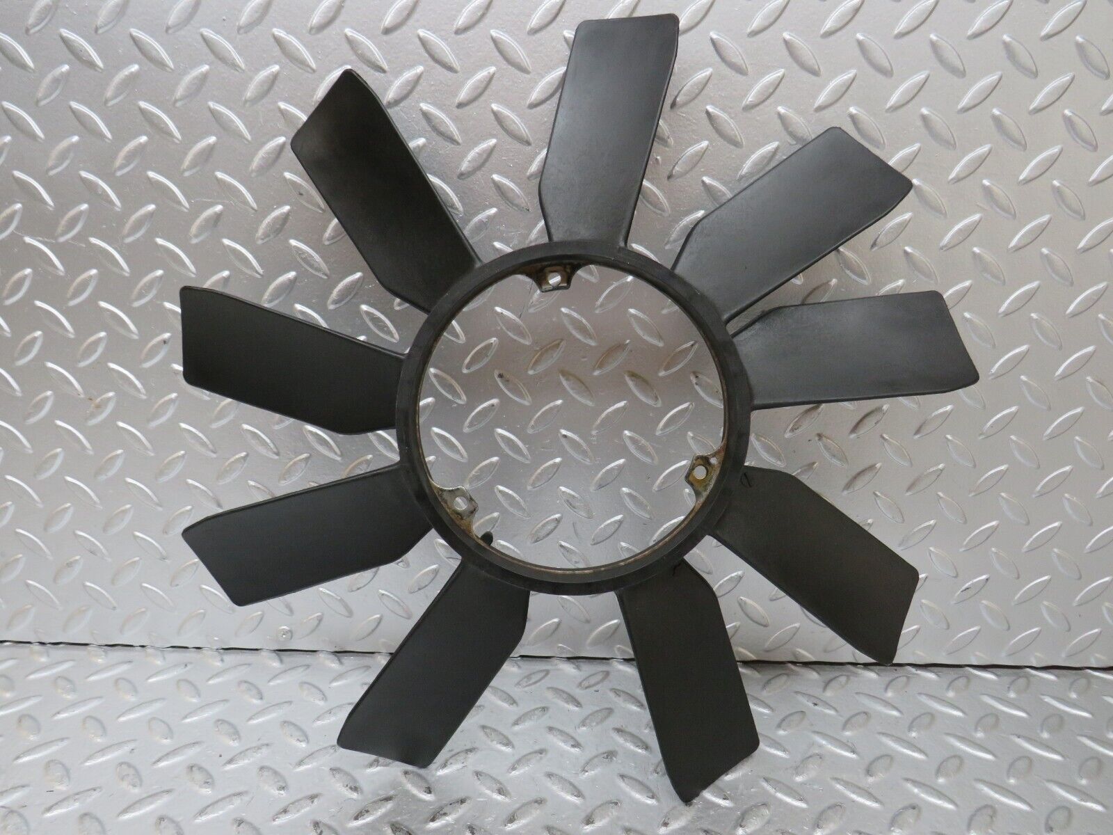 26646 Mercedes-Benz C124 220CE Coupe Engine Cooling Fan 6032000523