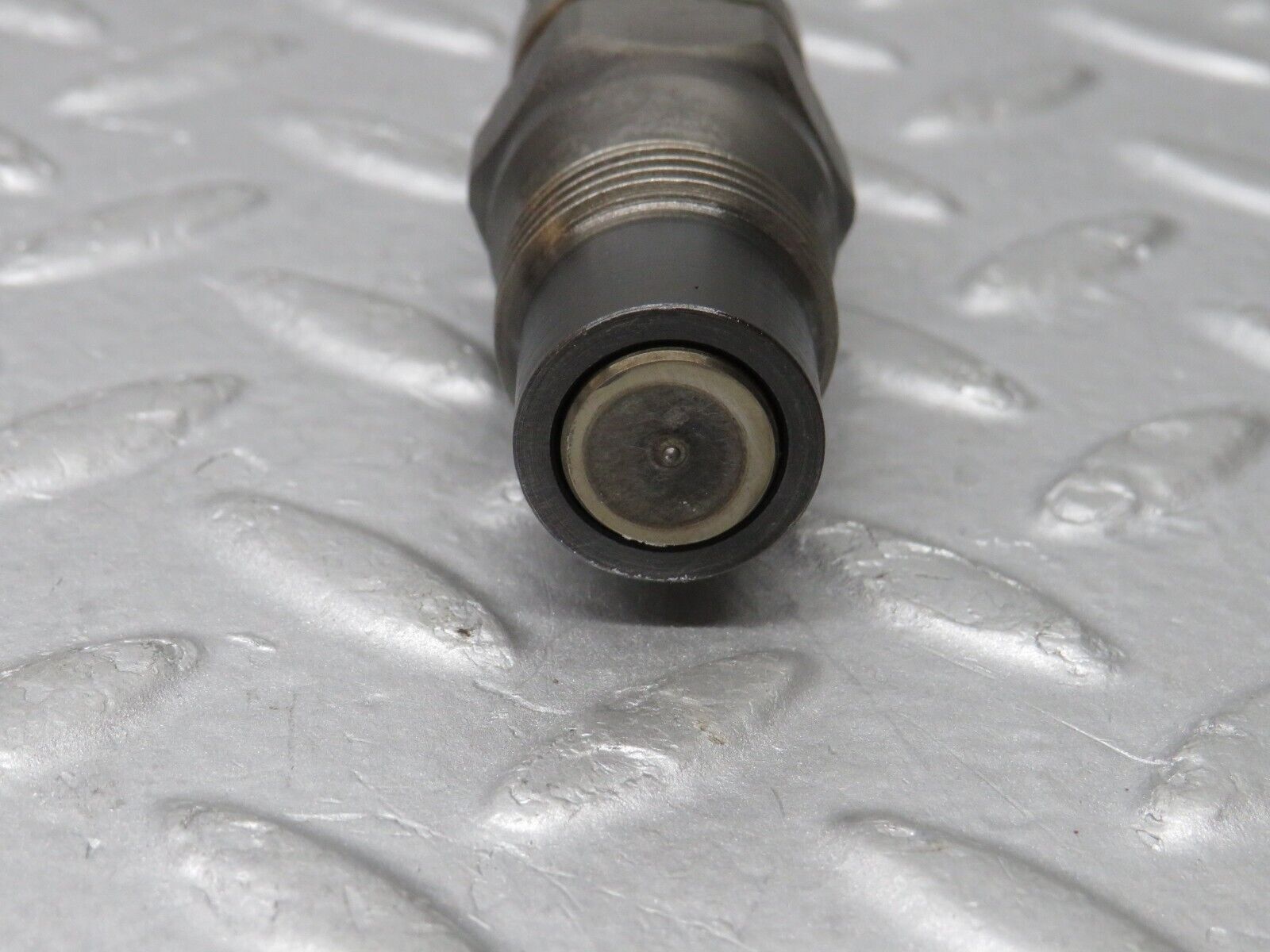 35892 Mercedes-Benz 240D OM616.912 Diesel Fuel Injector Bosch KCA30S35/4