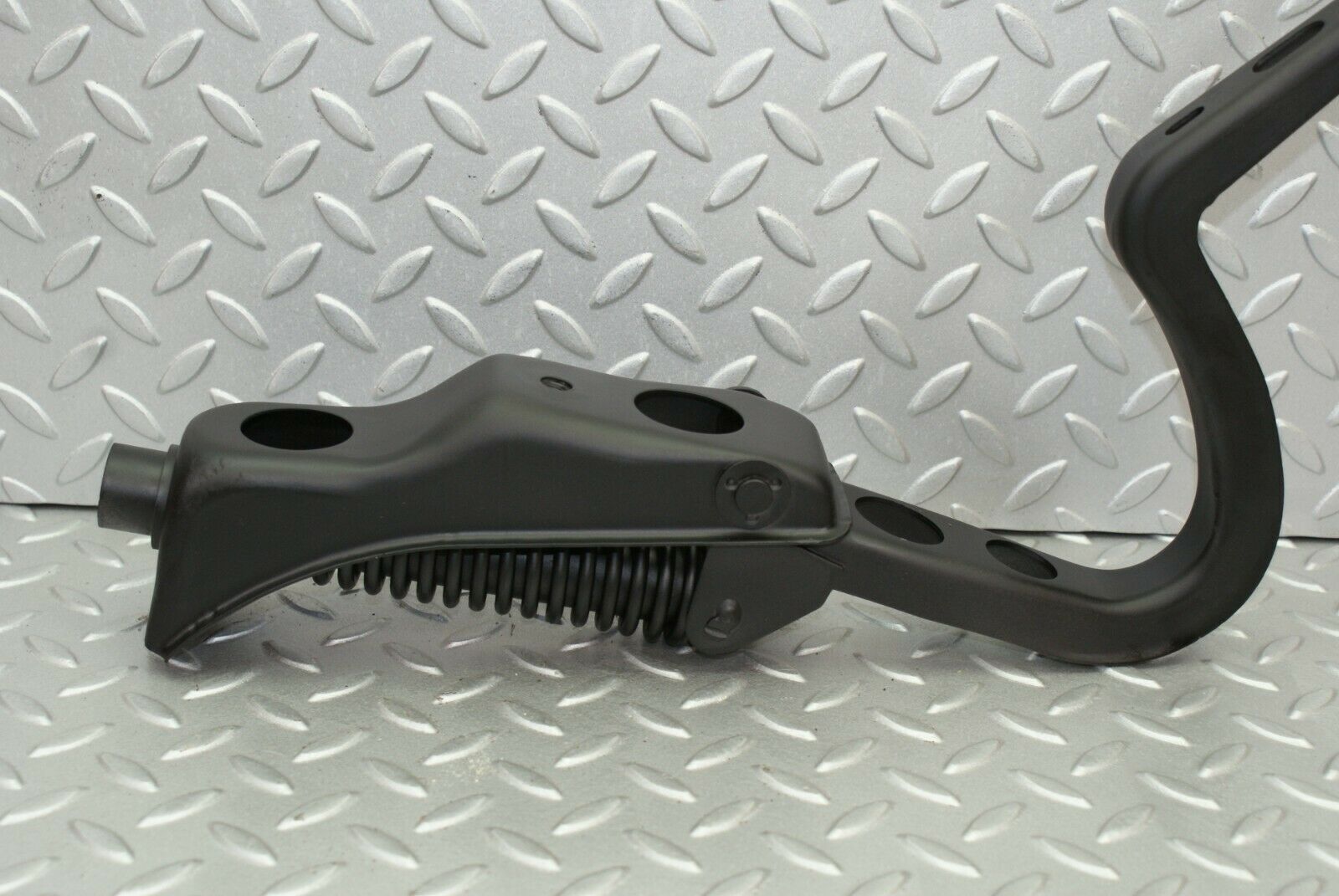 2553 Mercedes-Benz W116 350SE Boot Tailgate Hinge