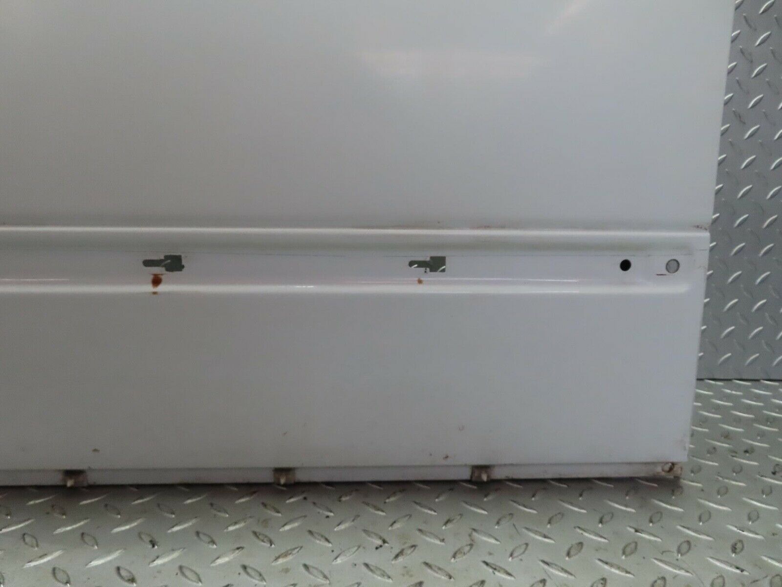 16210 Mercedes-Benz W124 260E Front Left Door