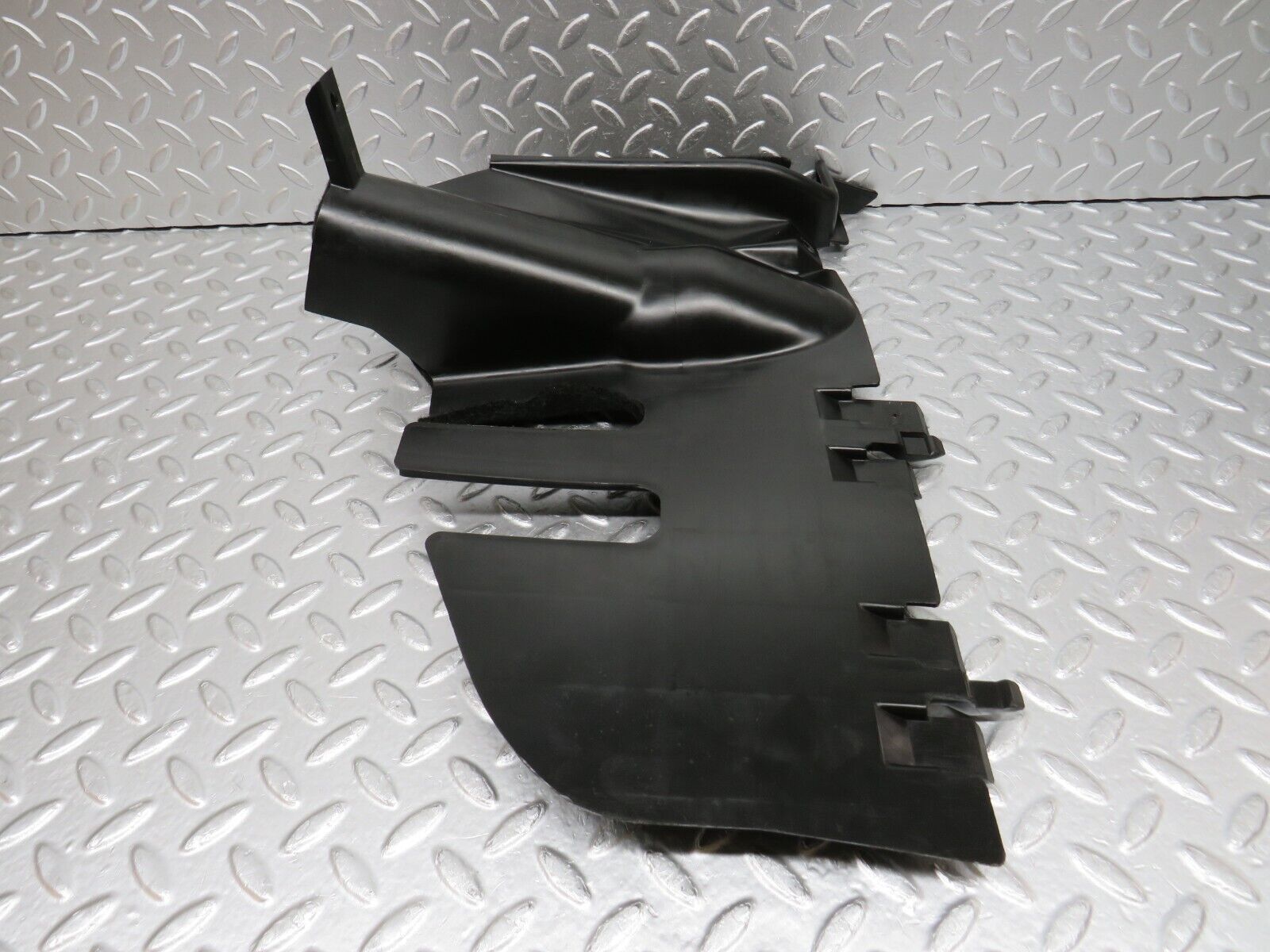 32505 Mercedes-Benz S124 300TE Wagon Front Right Under Dash Panel 1246802217