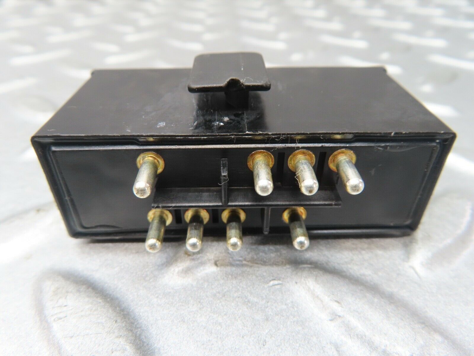 17245 Mercedes-Benz R129 300SL Coupe Right Seat Locking Relay 1298210147