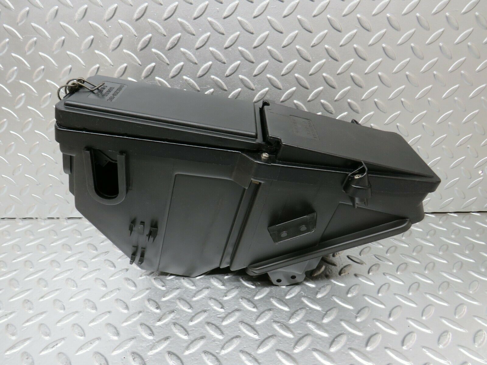 24354 Mercedes-Benz S124 220TE Wagon Fuse Box 1245401850 1245400282 1245400182