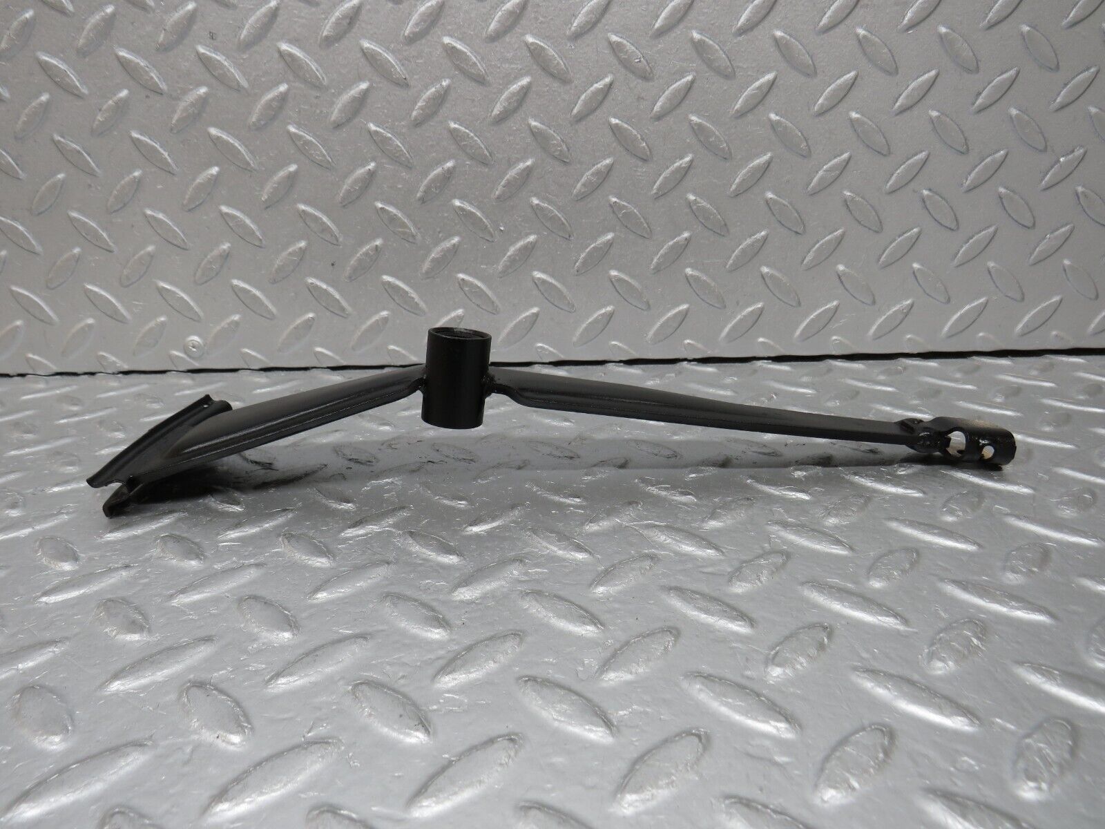 37476 Mercedes-Benz W109 300SEL Handbrake Parking Brake Regulator