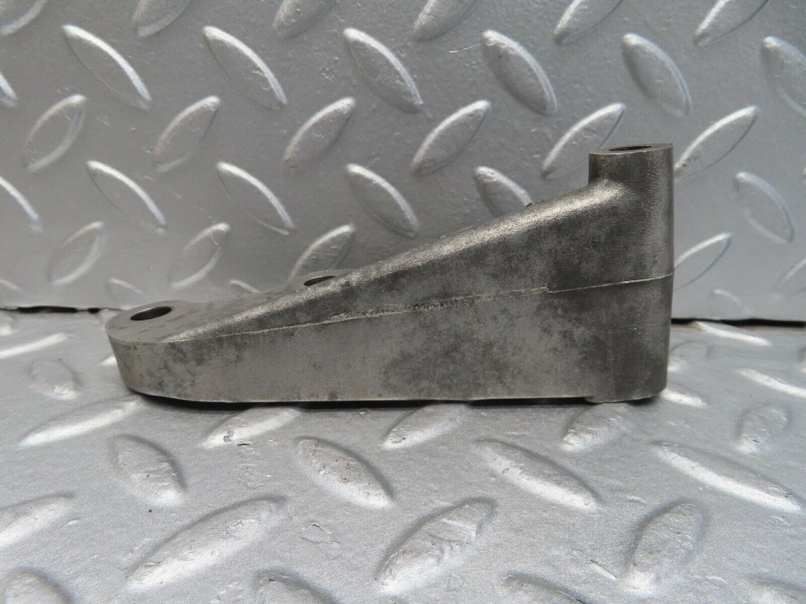 16029 Mercedes-Benz W123 280E Power Steering Pump Bracket 1104663141