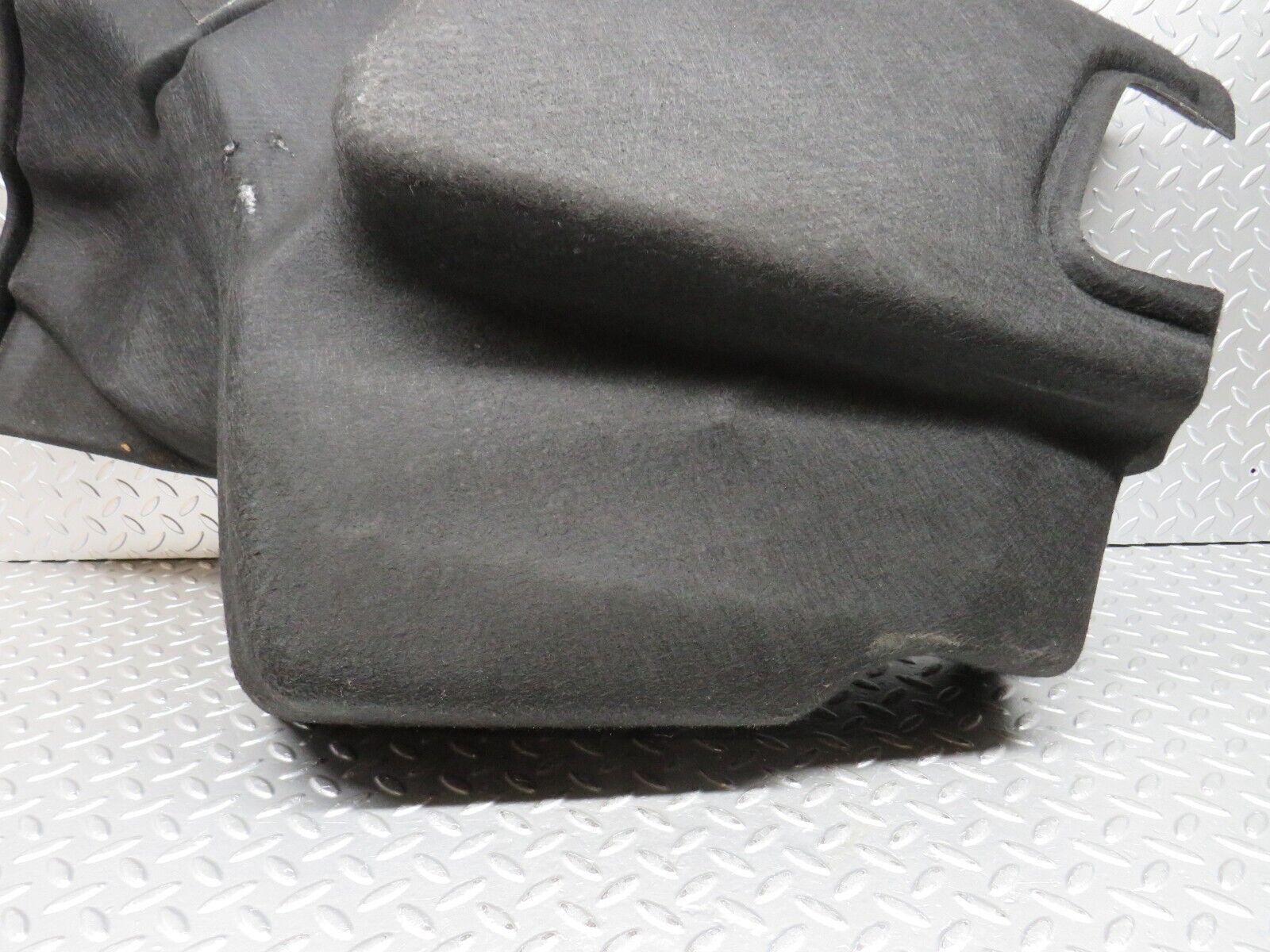 30319 Mercedes-Benz W124 230E Trunk Panel Cover Left 1246901026