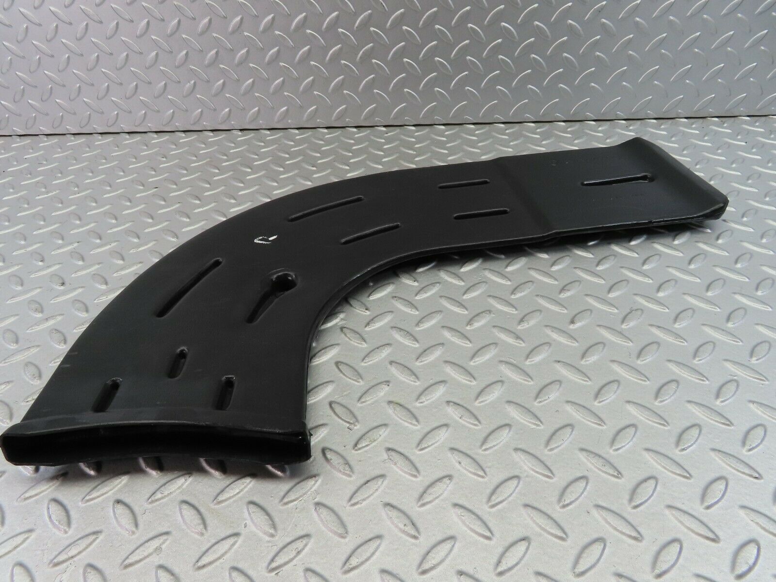 7646 Mercedes-Benz S123 230TE Wagon Heating Air Duct Right Side 1238311046