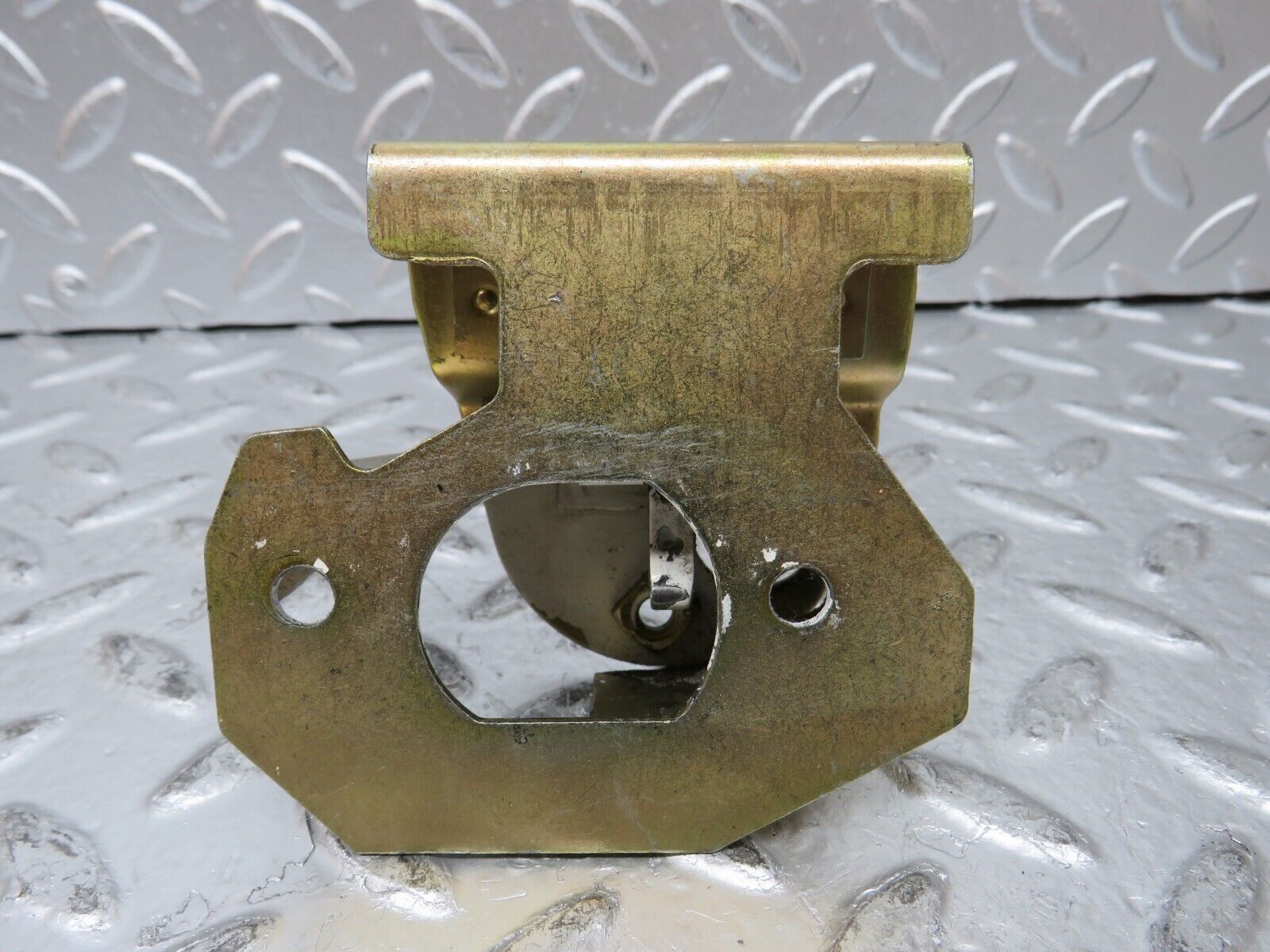 26994 Mercedes-Benz W123 240D Trunk Lock