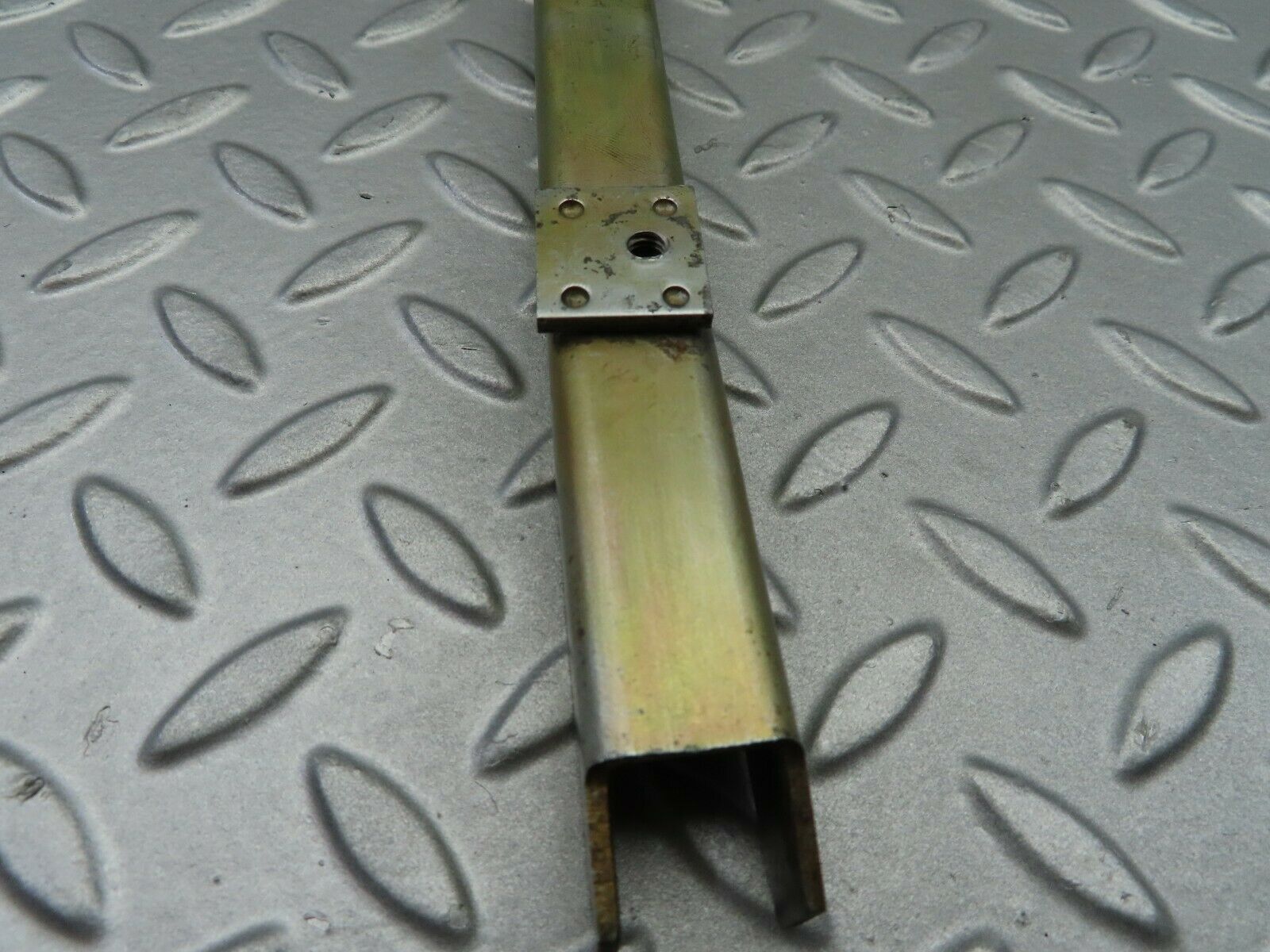 6838 Mercedes-Benz C107 350SLC Coupe Front Left Window Channel