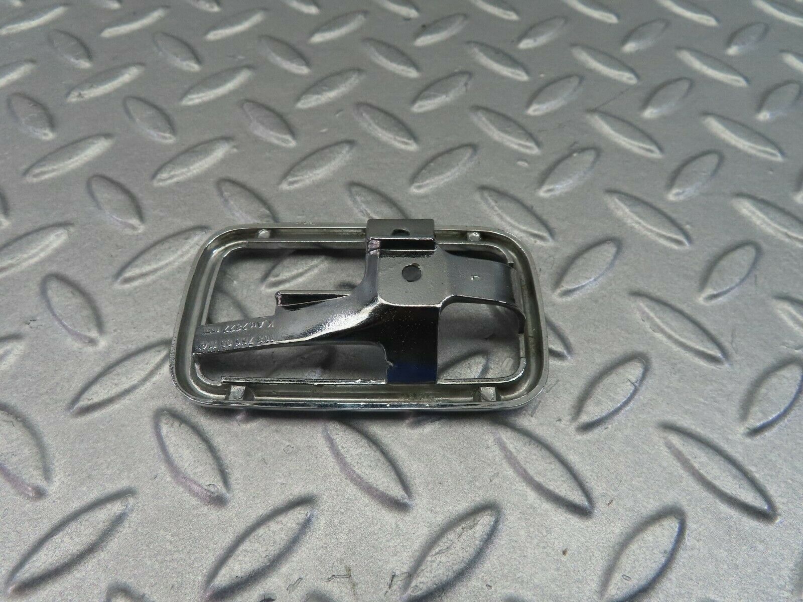 7854 Mercedes-Benz W115 220D Chrome Frame For Door Handle Left 1087660511