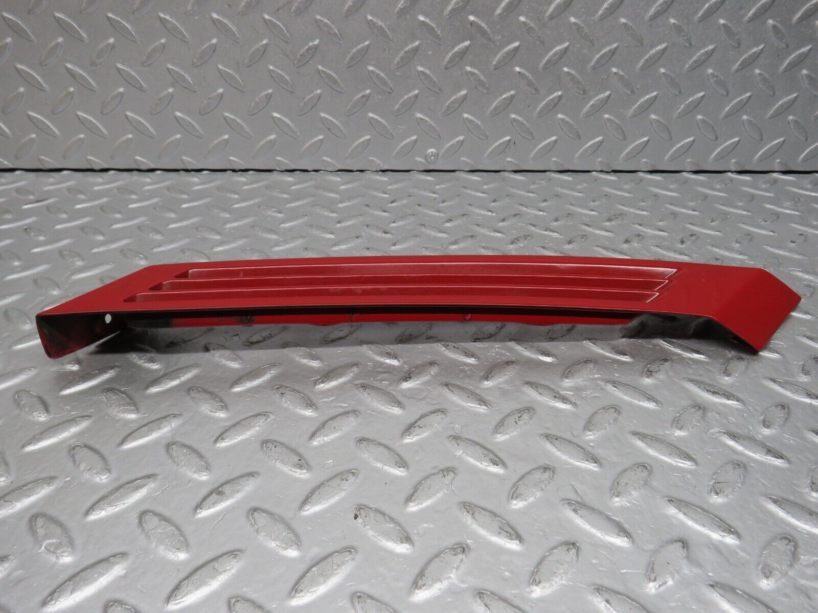 38734 Mercedes-Benz W201 190E 2.6L C Pillar Exterior Cover Right Side 2016980289