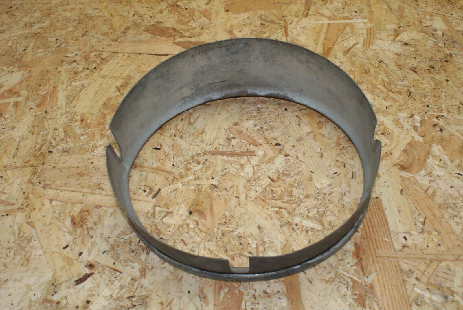 2297 Mercedes-Benz W105 219 PONTON Headlight Ornament Ring Trim