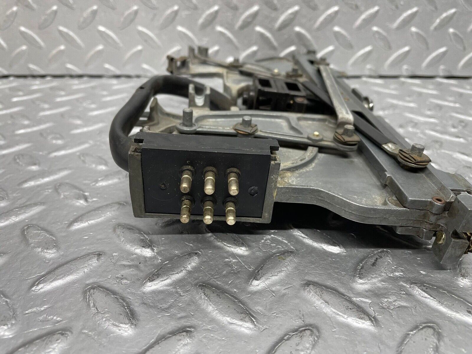 3276 Mercedes-Benz W115 220D Heater Control Switch 1158300485