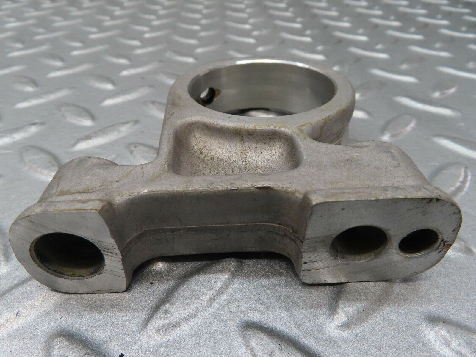 16551 Mercedes-Benz C107 350SLC Coupe Camshaft Tower Bearing 1160512112