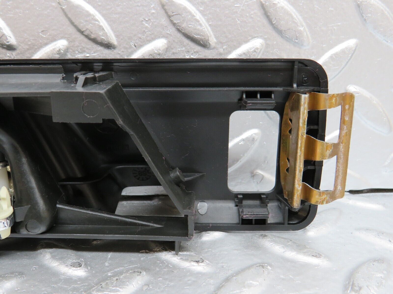 29350 Mercedes-Benz W124 230E Interior Door Handle Rear Left 1247600161