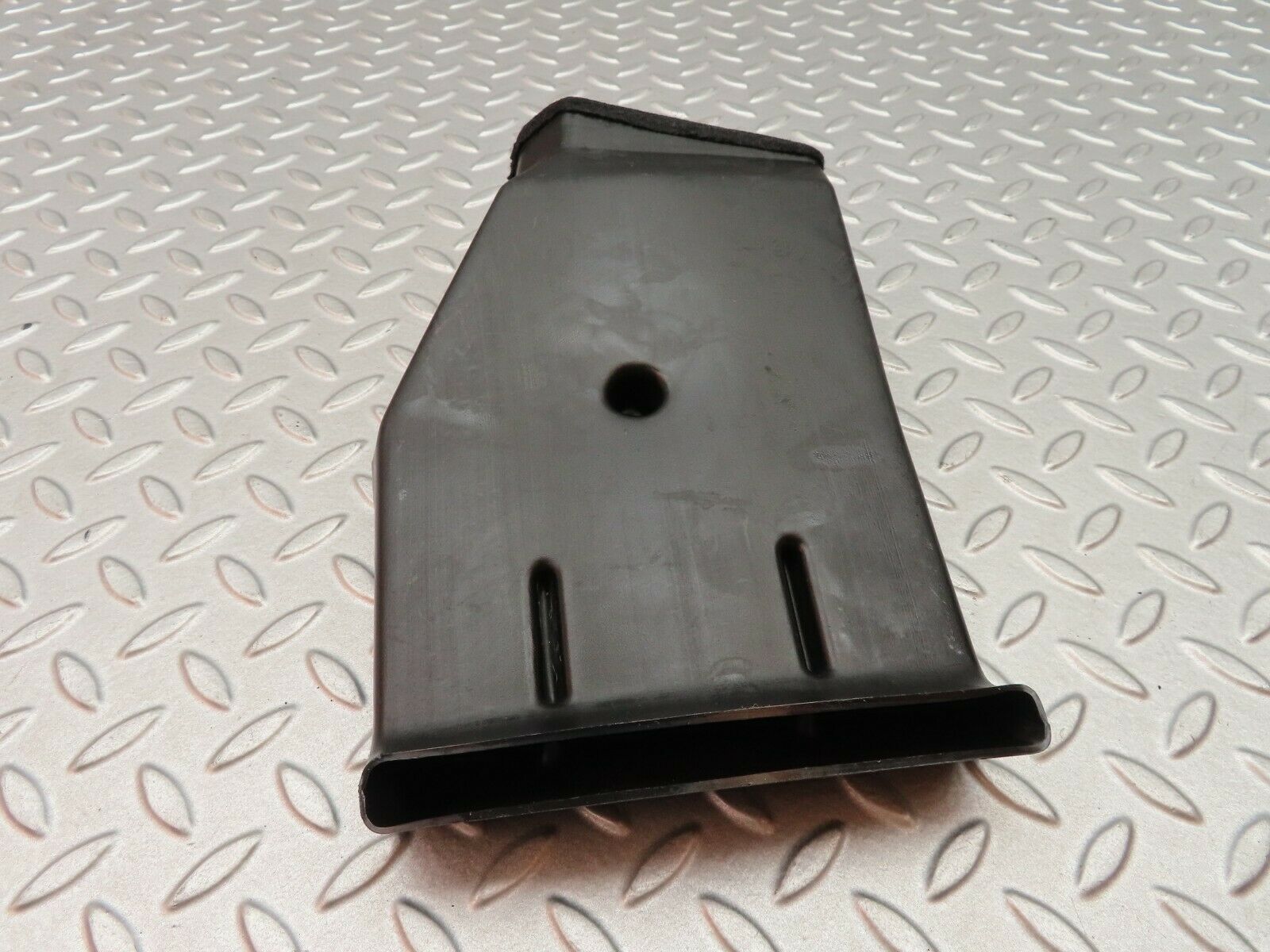 5676 Mercedes-Benz W123 200 Air Duct Heater Ventilation Right 1238310746