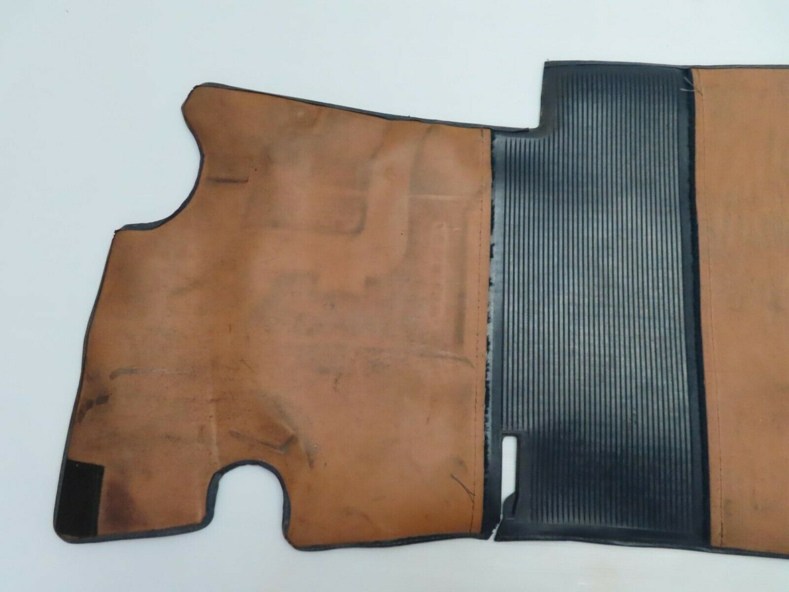 9493 Mercedes-Benz C124 300CE Coupe Front Right Driver Side Floor Mat