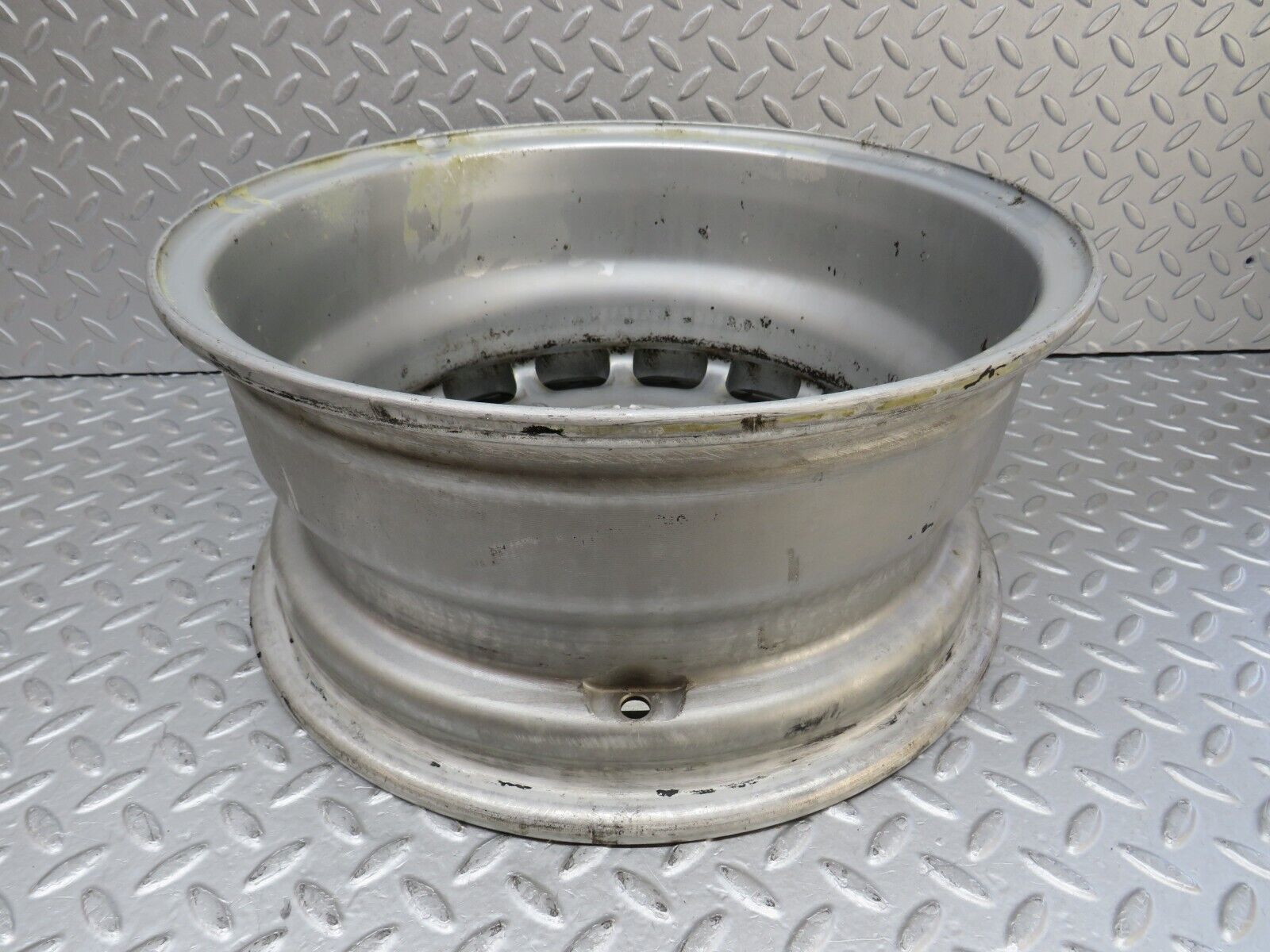 36921 Mercedes-Benz Alloy Wheel 6.5Jx15 H2 ET49 1244001802